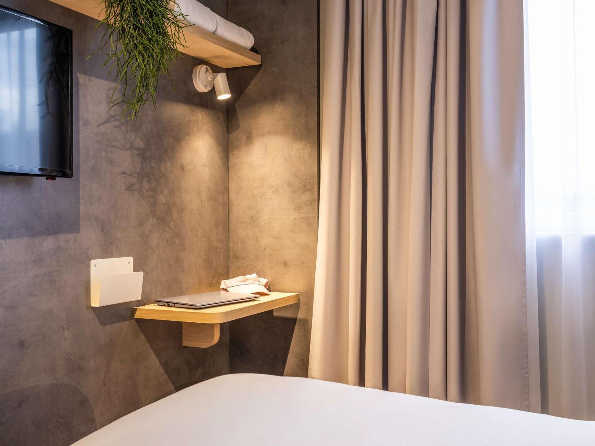 Ibis Budget Arlon Porte Du Luxembourg Exteriör bild